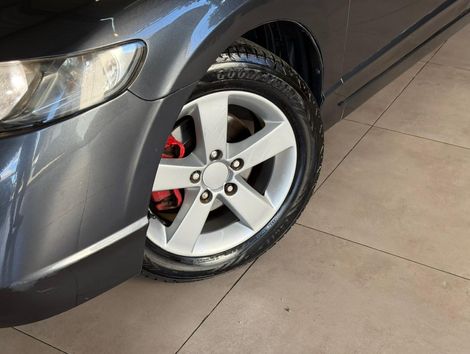 Honda Civic Sedan LXS 1.8/1.8 Flex 16V Aut. 4p