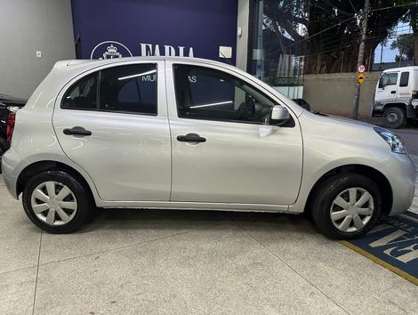 Nissan MARCH S 1.0 12V Flex 5p