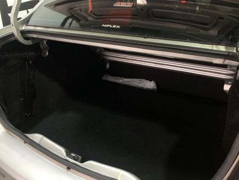 Renault LOGAN Authentique Hi-Flex 1.0 16V 4p