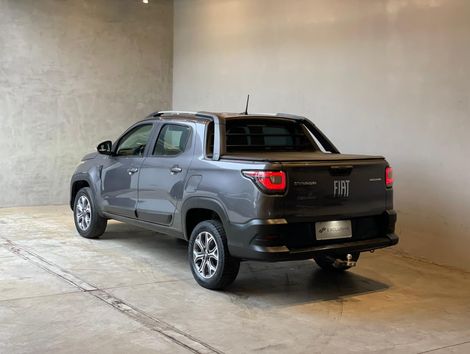 Fiat Strada Volcano 1.3 Flex 8V CD