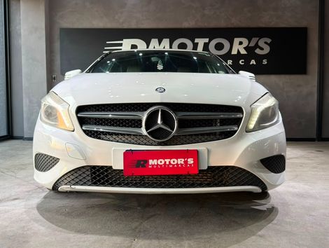 Mercedes Classe A 200 1.6 TB 16V Urban 156cv Aut.