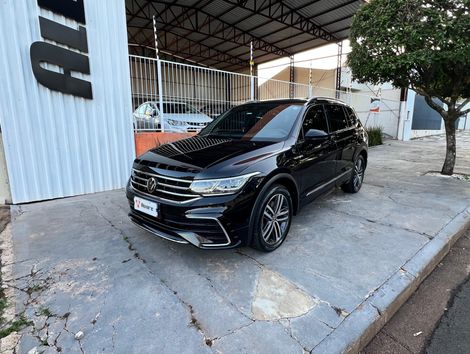 VolksWagen TIGUAN Allspac R-Line 300 TSI 2.0 