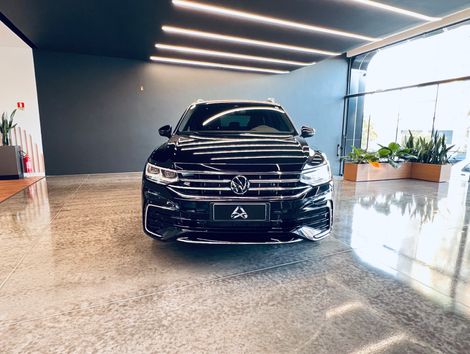 VolksWagen TIGUAN Allspac R-Line 300 TSI 2.0 