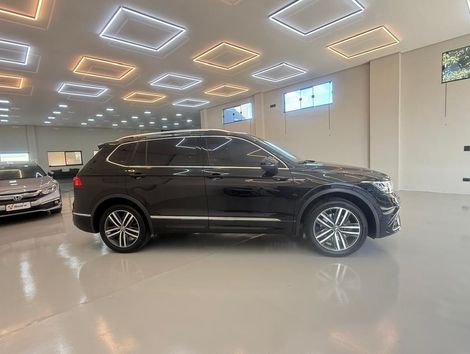 VolksWagen TIGUAN Allspac R-Line 300 TSI 2.0 