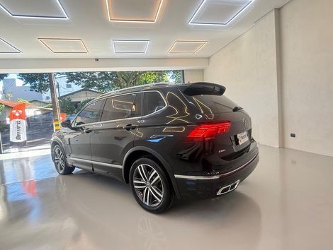 VolksWagen TIGUAN Allspac R-Line 300 TSI 2.0 