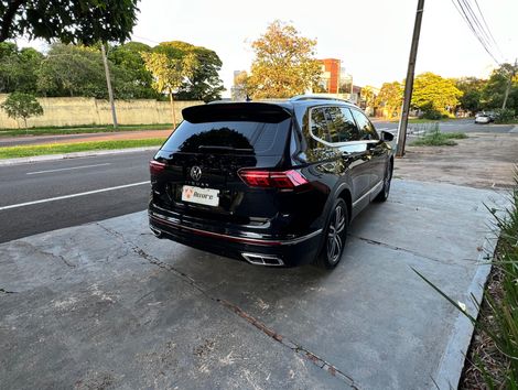 VolksWagen TIGUAN Allspac R-Line 300 TSI 2.0 