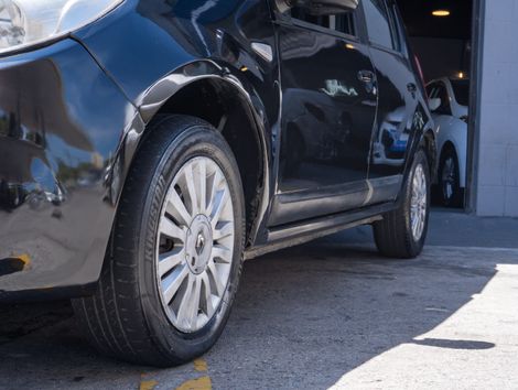 Renault SANDERO Privilège Hi-Flex 1.6 16V 5p Aut
