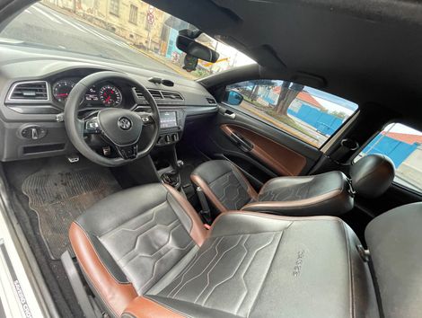 VolksWagen Saveiro CROSS 1.6 T.Flex 16V CD