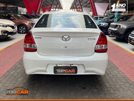 Toyota ETIOS PLATINUM Sed. 1.5 Flex 16V 4p Aut.