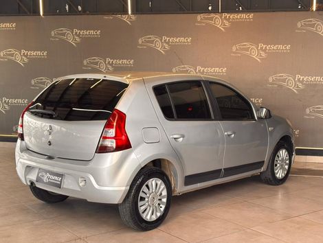 Renault SANDERO Privilège Hi-Flex 1.6 8V 5p