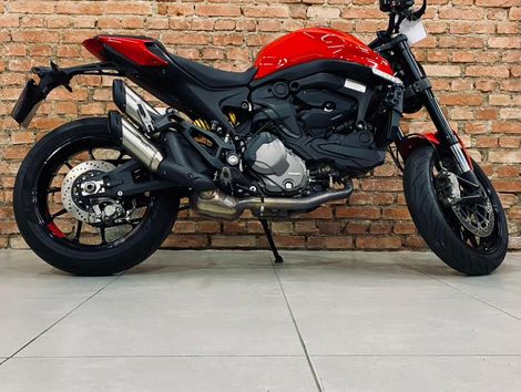Ducati MONSTER 937cc