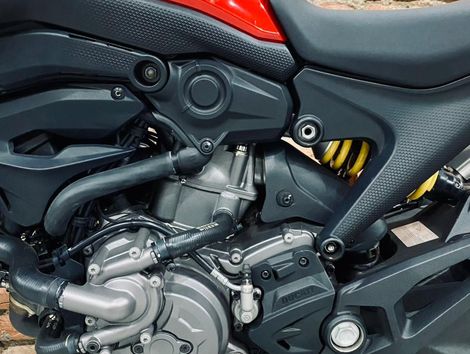 Ducati MONSTER 937cc