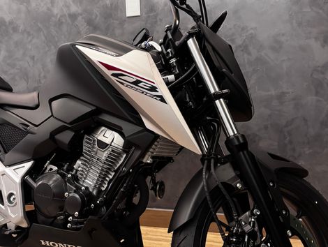 HONDA CB 300F Twister Flex