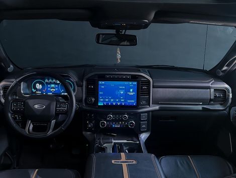 Ford F-150 Platinum 4x4 5.0 V8