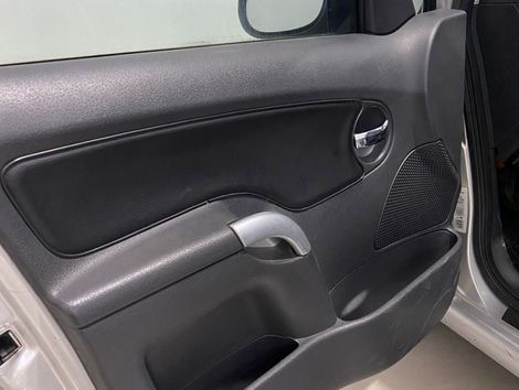 Citroën C3 Exclusive 1.4 Flex 8V 5p