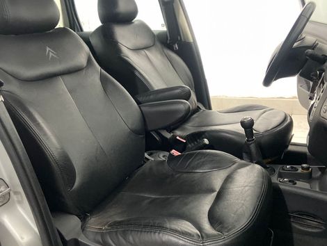 Citroën C3 Exclusive 1.4 Flex 8V 5p