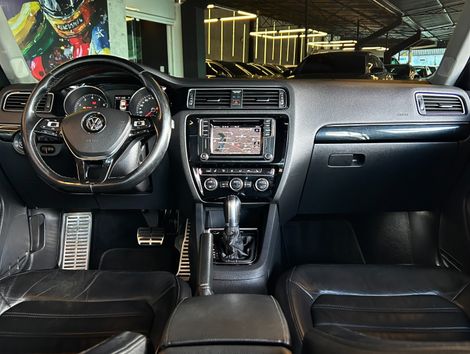 VolksWagen JETTA Highline 2.0 TSI 16V 4p Tiptronic