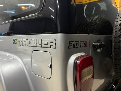 Troller T-4 4x4 3.0 TB Int. Cap. Rígida Diesel