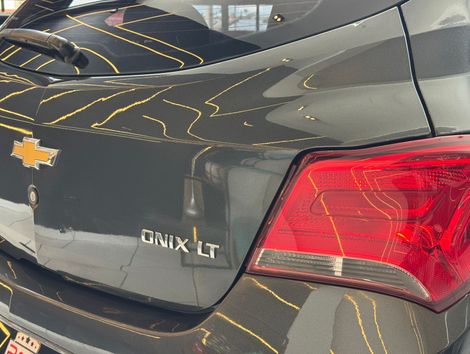 Chevrolet ONIX HATCH LT 1.0 8V FlexPower 5p Mec.