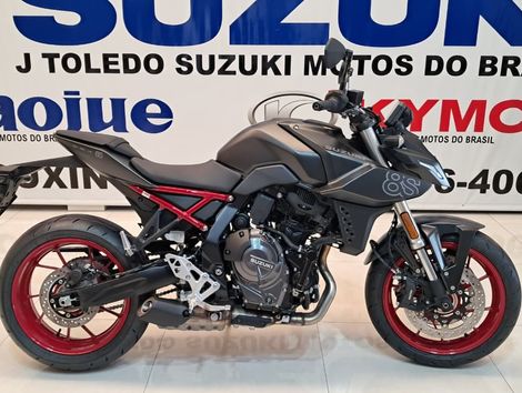 SUZUKI Motos GSX 8s