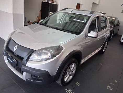Renault SANDERO STEPWAY Hi-Flex 1.6 16V 5p Aut.