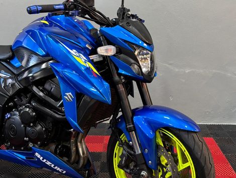 SUZUKI GSX-S 750