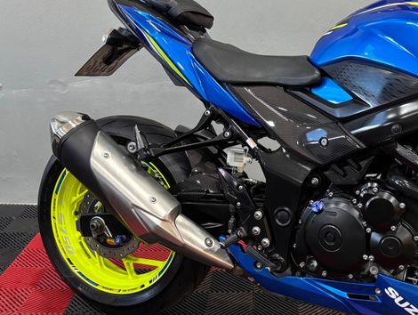 SUZUKI GSX-S 750