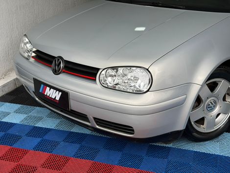 VolksWagen Golf 2.0/2.0 T. Flex Mec.(Black & Silv)