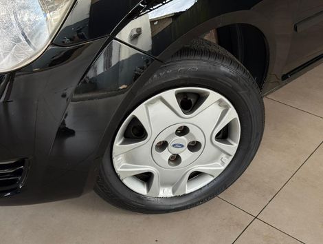 Ford Fiesta Street/ Action 1.0 8v 5p