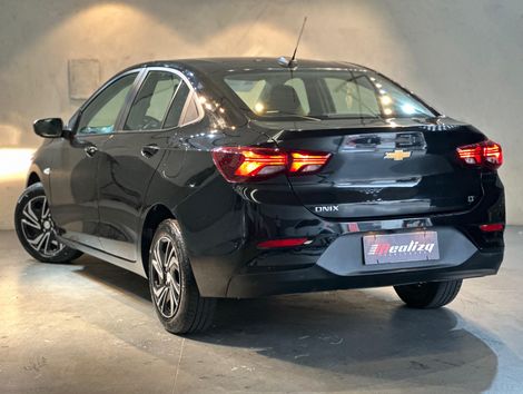 Chevrolet ONIX SEDAN Plus LT 1.0 12V Flex 4p Mec.