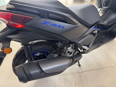 YAMAHA XMAX 300 CONNECTED 