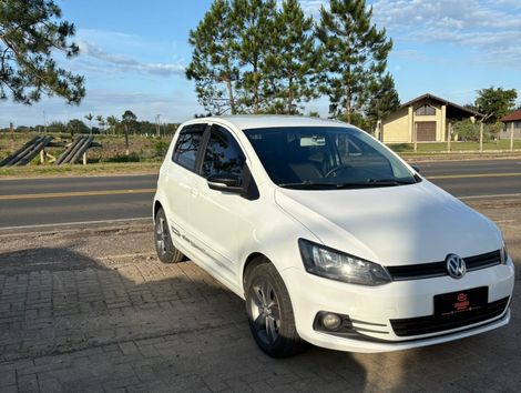VolksWagen Fox Connect 1.6 Flex 8V 5p