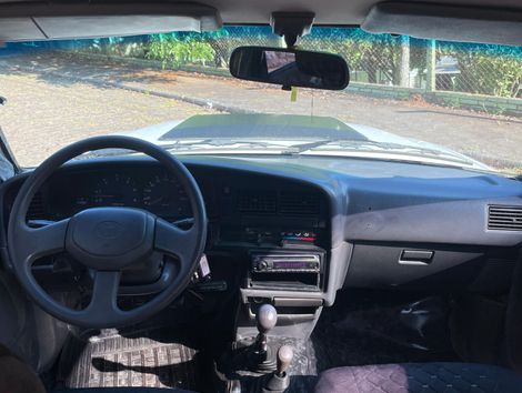 Toyota Hilux CS DX 4x4 3.0 8V 90cv Diesel