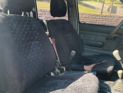 Toyota Hilux CS DX 4x4 3.0 8V 90cv Diesel