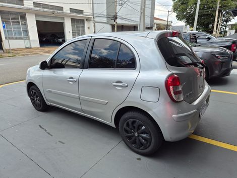 Nissan MARCH S 1.0 16V Flex Fuel 5p