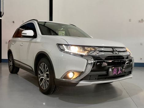 Mitsubishi OUTLANDER 2.0 16V 160cv Aut.