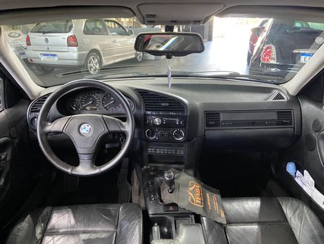BMW 325i