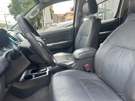 Toyota Hilux CD SRV 4x4 2.7 Flex 16V Aut.