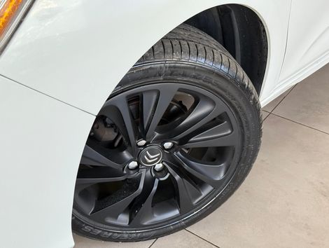 Citroën C4 LOUNGE Tendance 2.0 Flex 4p Aut.