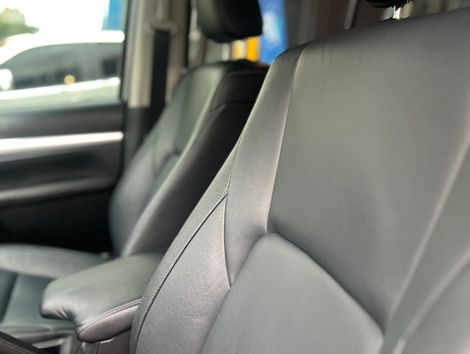 Toyota Hilux CD SRV 4x4 2.8 TDI Diesel Aut.