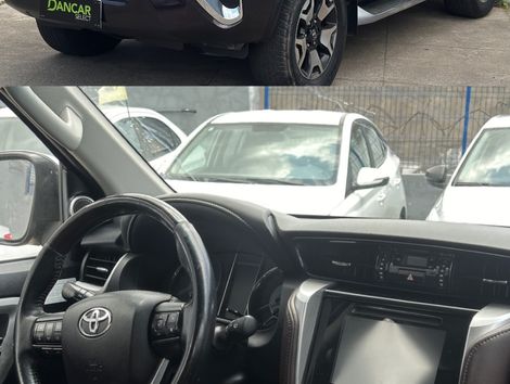 Toyota Hilux SW4 SR 4x2 2.7/ 2.7 Flex 16V Aut.