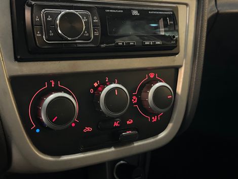 VolksWagen VOYAGE TREND 1.6 Mi Total Flex 8V 4p