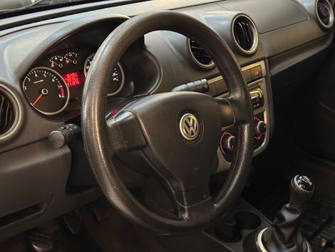 VolksWagen VOYAGE TREND 1.6 Mi Total Flex 8V 4p