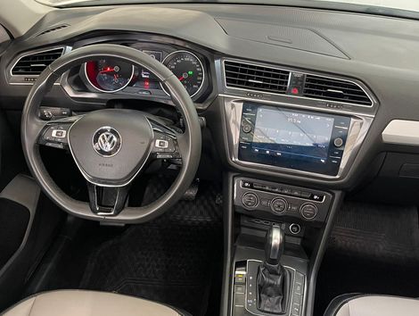 VolksWagen TIGUAN Allspac 250 TSI 1.4 Flex