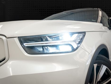 VOLVO P8 RECHARGE ELECTRIC BEV PURE AWD