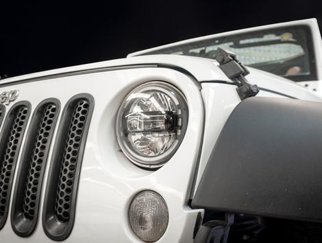 JEEP 3.6 UNLIMITED SPORT 4X4 V6 GASOLINA 4P AUTOMÁTICO