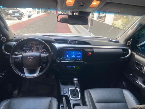 Toyota Hilux CD SRX 4x4 2.8 TDI 16V Diesel Aut.