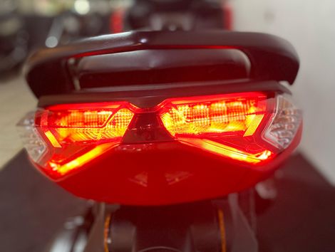 YAMAHA NMAX Connected 160 ABS