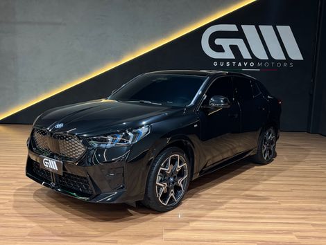 BMW iX 2 xDrive 30 M Sport (Elétrico)