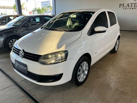 Volkswagen 1.0 Mi Total Flex 8V 5p 